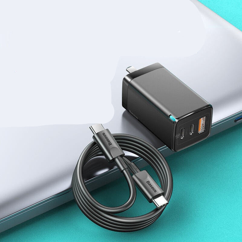 Portable Mobile Phone Charger With Charging Head